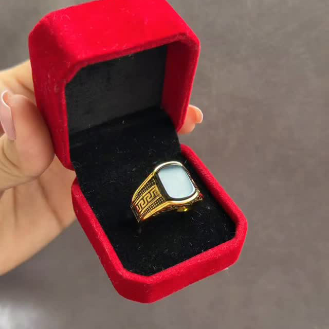 Unazë Royal Black Stone Gold
